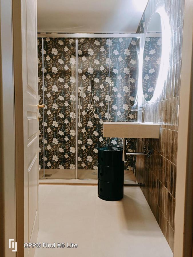 Fabroniana Apartment Elegant ปิสโตยา ภายนอก รูปภาพ