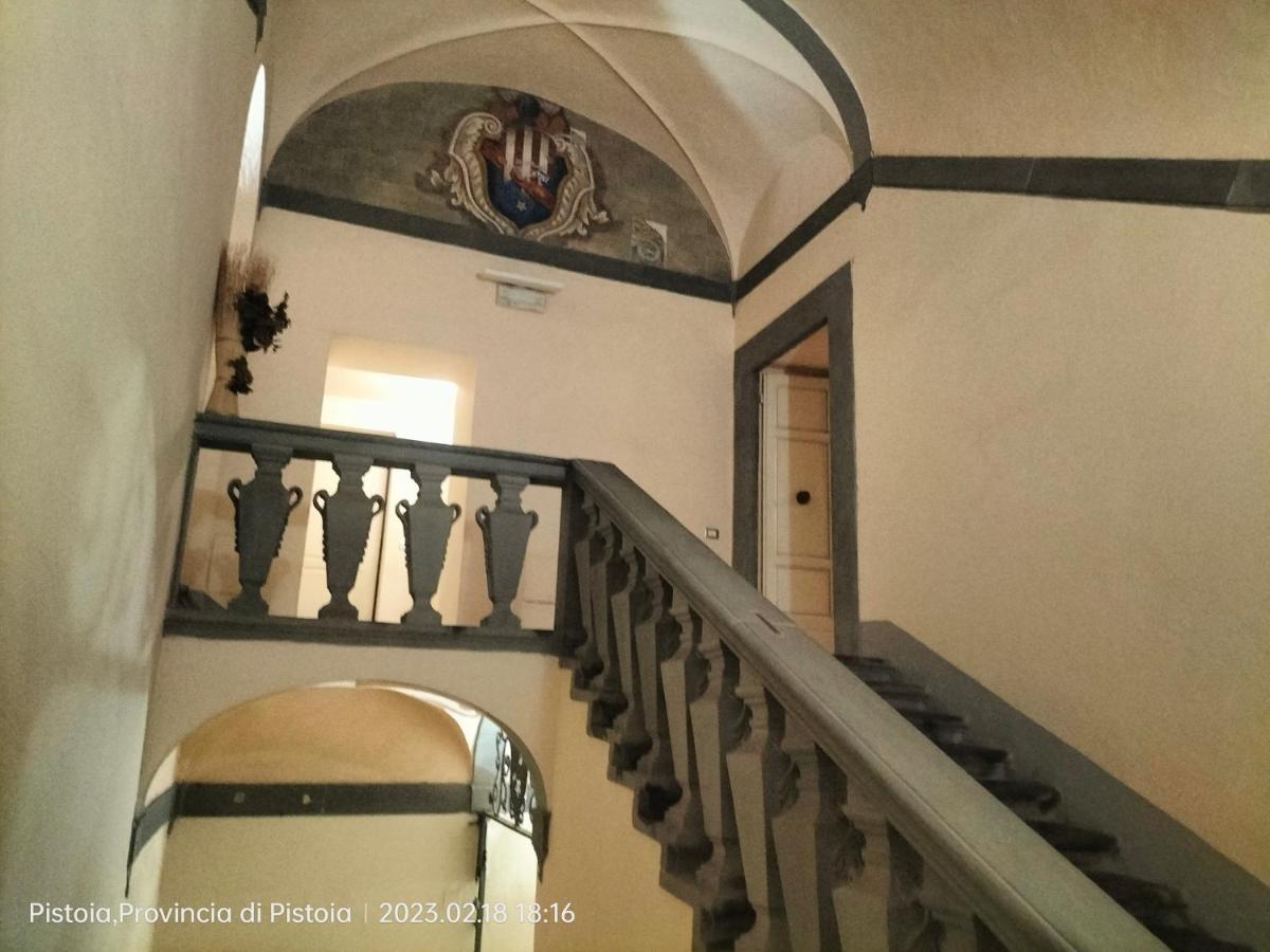 Fabroniana Apartment Elegant ปิสโตยา ภายนอก รูปภาพ