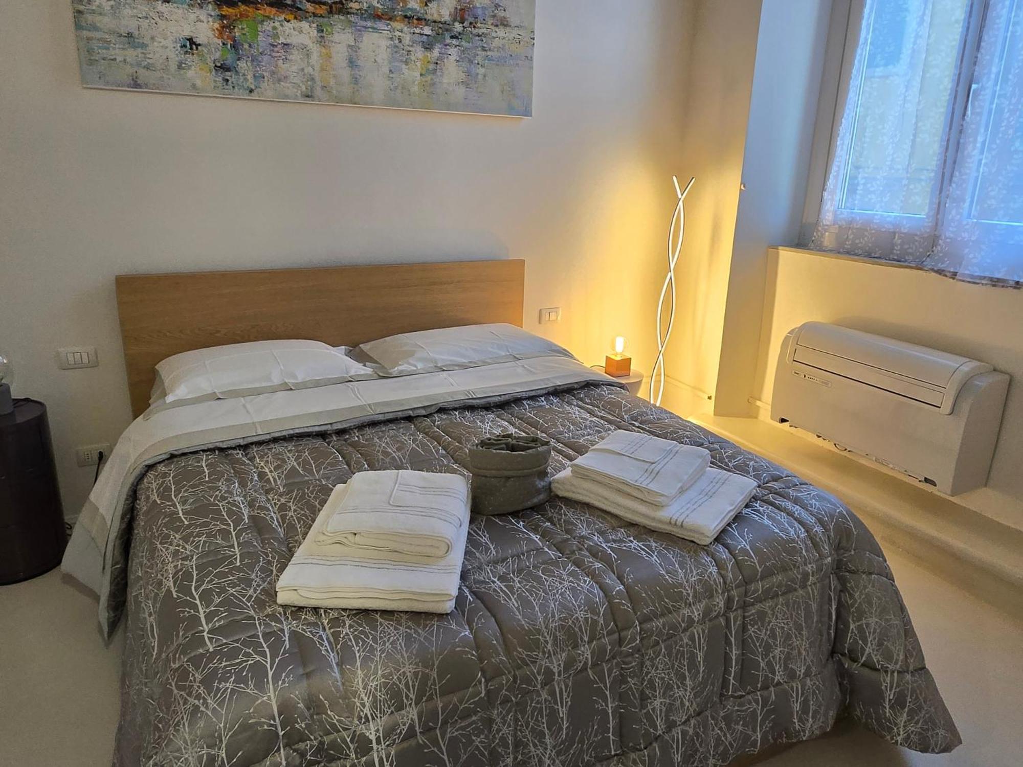 Fabroniana Apartment Elegant ปิสโตยา ภายนอก รูปภาพ